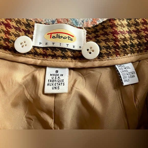 Talbots Petites wool houndstooth pants. Size 8. Excellent condition. - Picture 4 of 4